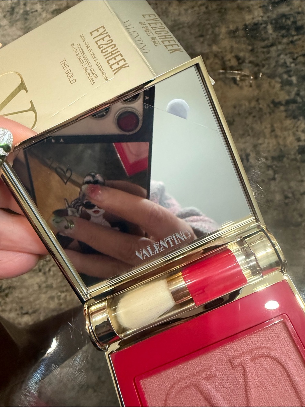 🆕Valentino Eye2Cheek limited edition- 04 Sweet Rebel🆕 - Picture 6 of 11